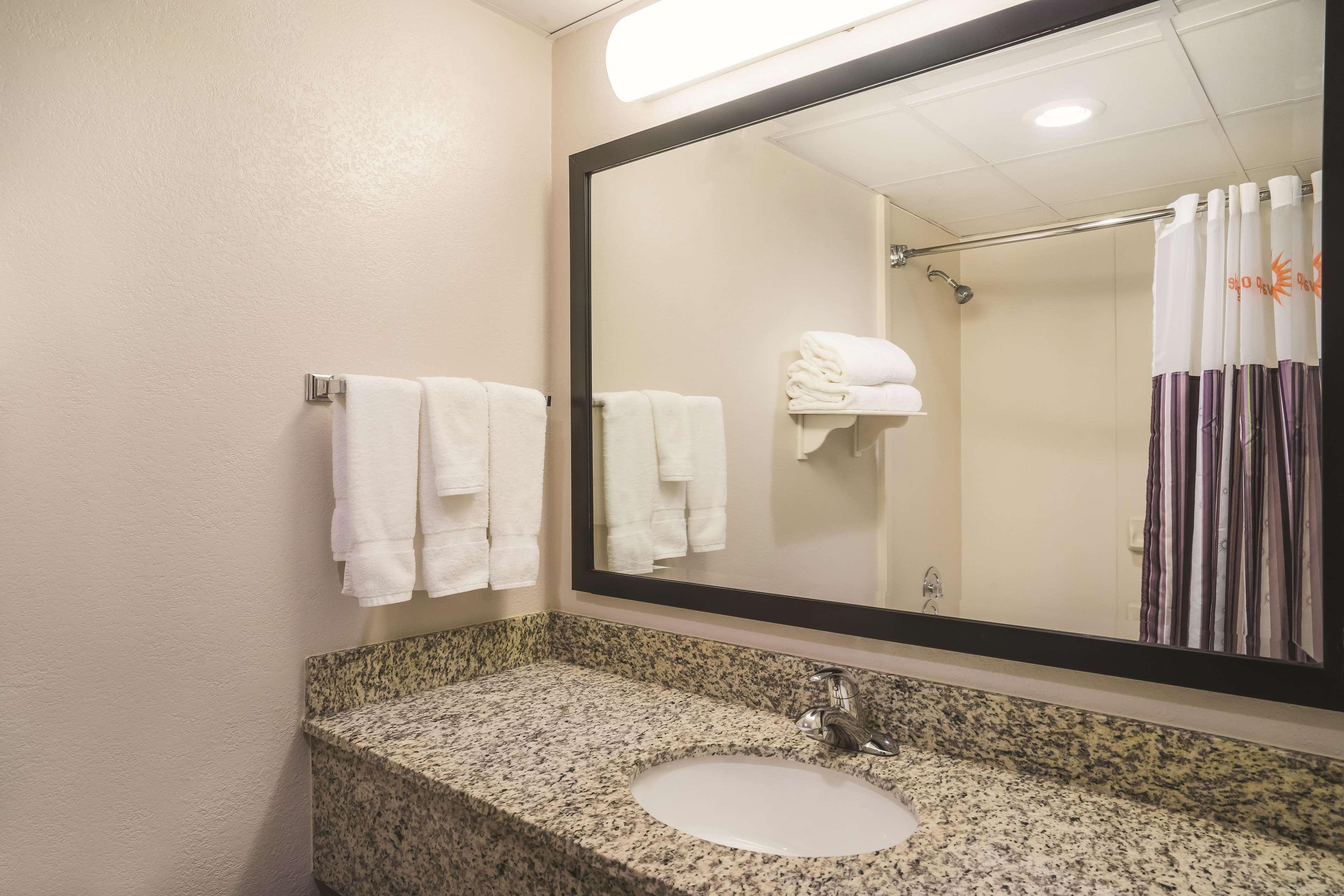 Hotel La Quinta By Wyndham 3*