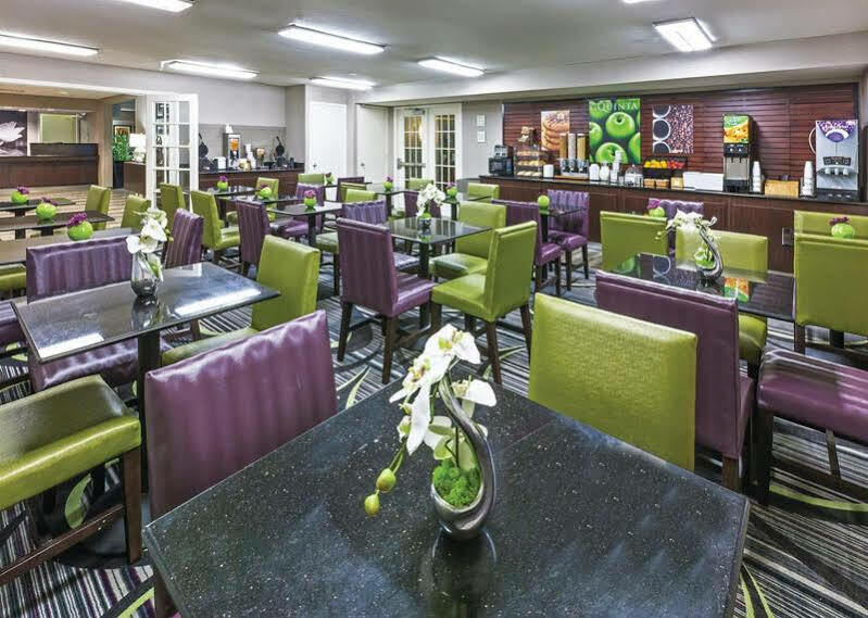 La Quinta By Wyndham Hotel San Marcos